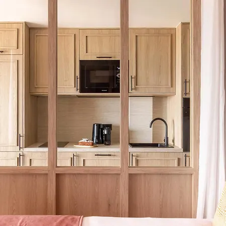 شقة 1bdr 4p Flat With Stunning Sea Views *