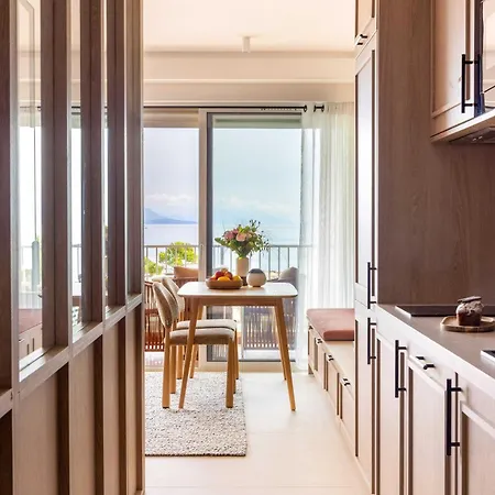 1bdr 4p Flat With Stunning Sea Views شقة