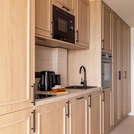 1bdr 4p Flat With Stunning Sea Views شقة