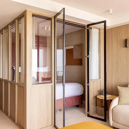 شقة 1bdr 4p Flat With Stunning Sea Views *